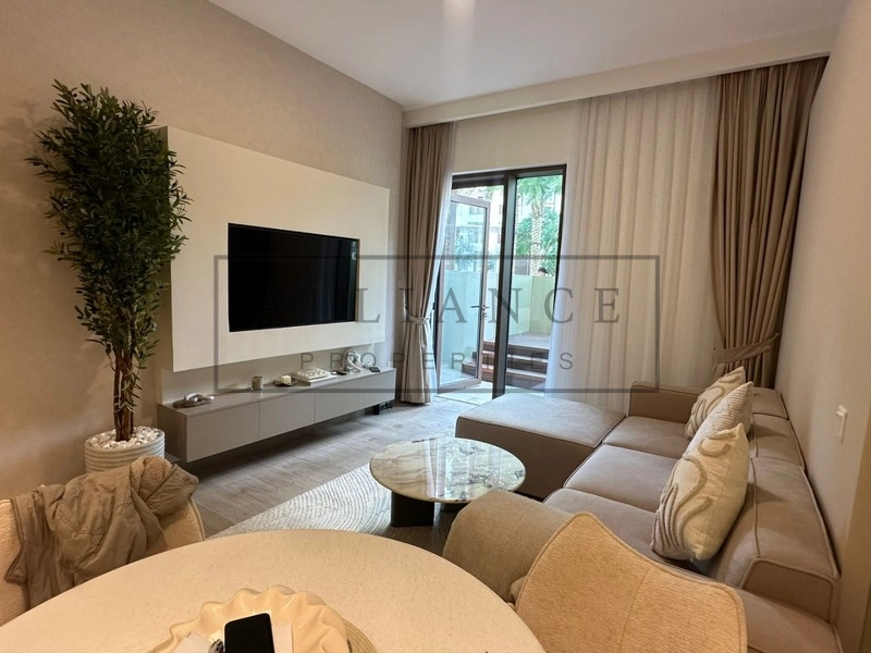 Lotus at Creek Beach - Living Room